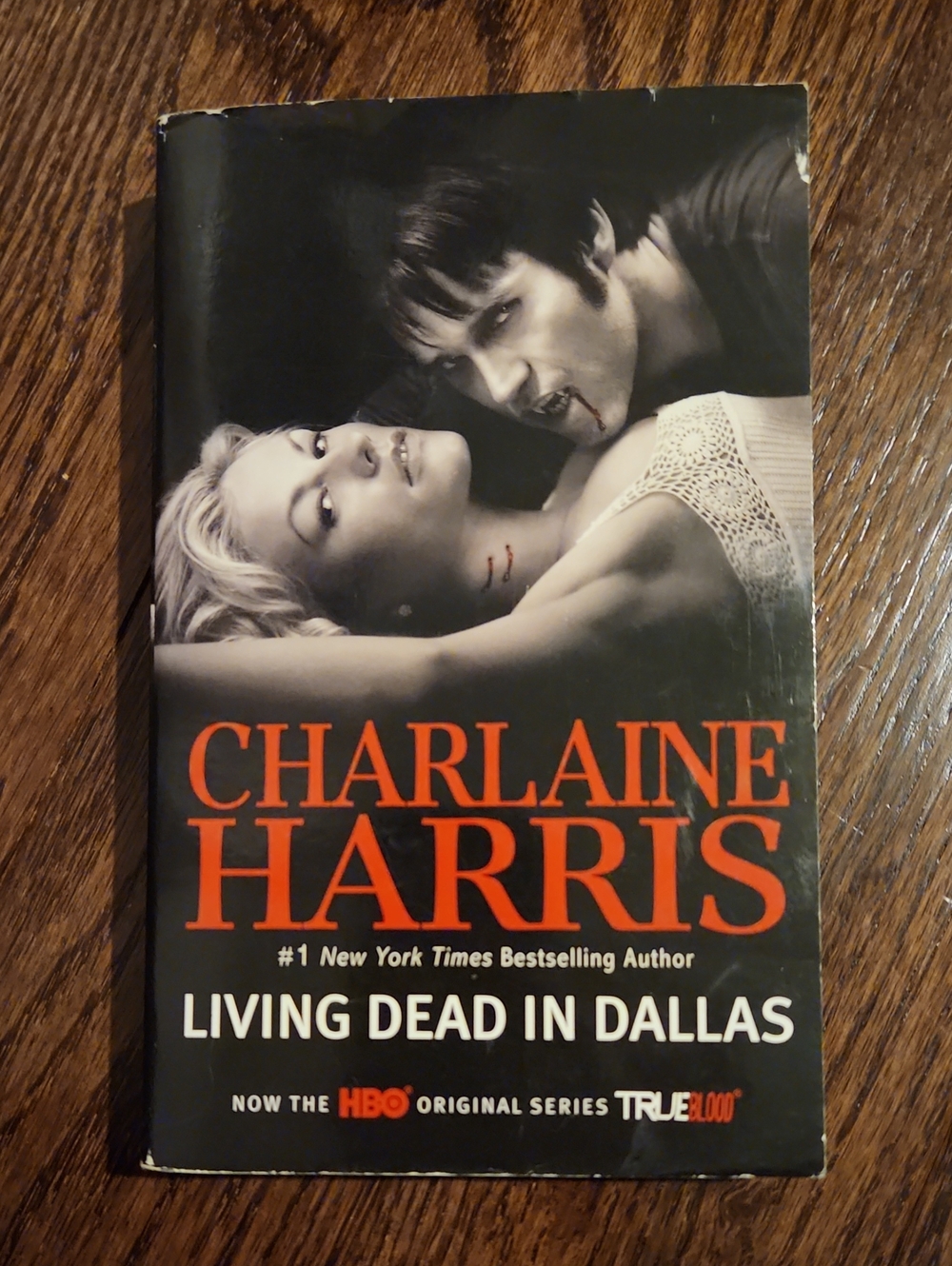 3/$10📚  Living Dead in Dallas by Charlaine Harris